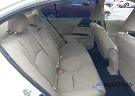 2016 Honda Accord Lx z USA, uszkodzony, nr VIN 1HGCR2F34GA023786